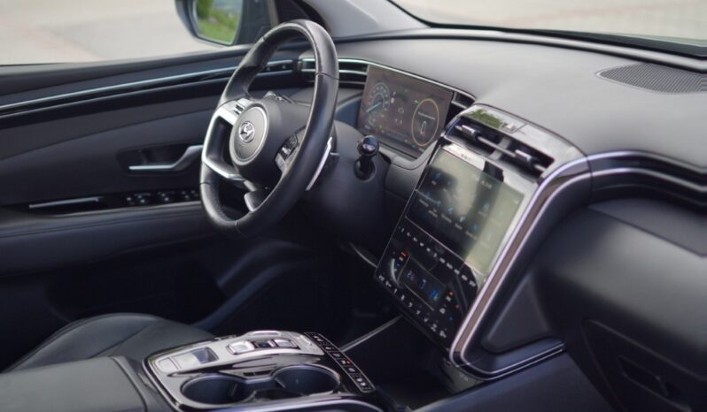 
								Hyundai Tucson full									