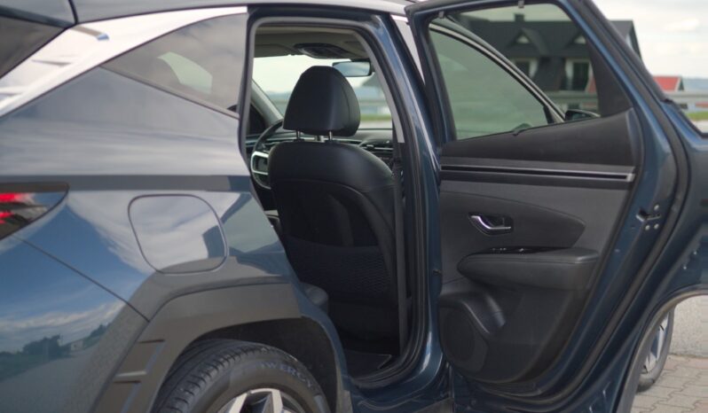 
								Hyundai Tucson full									