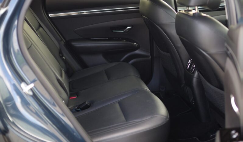 
								Hyundai Tucson full									