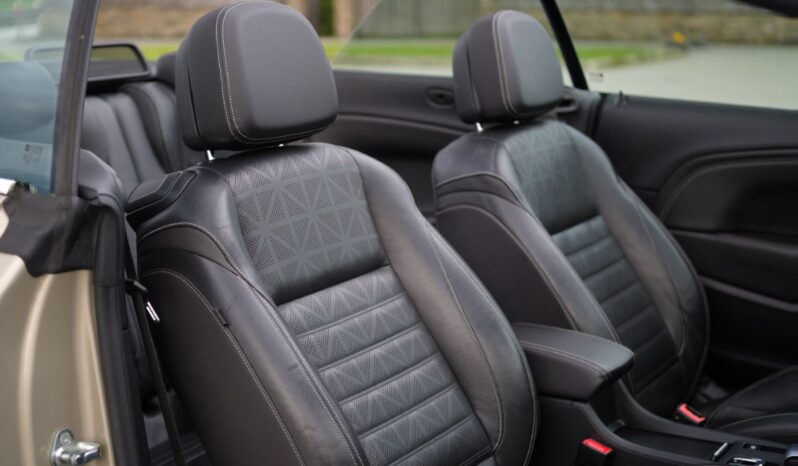 
								Opel Cascada full									