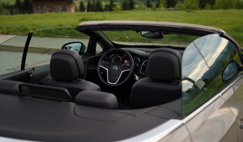 
								Opel Cascada full									