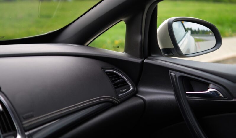 
								Opel Cascada full									