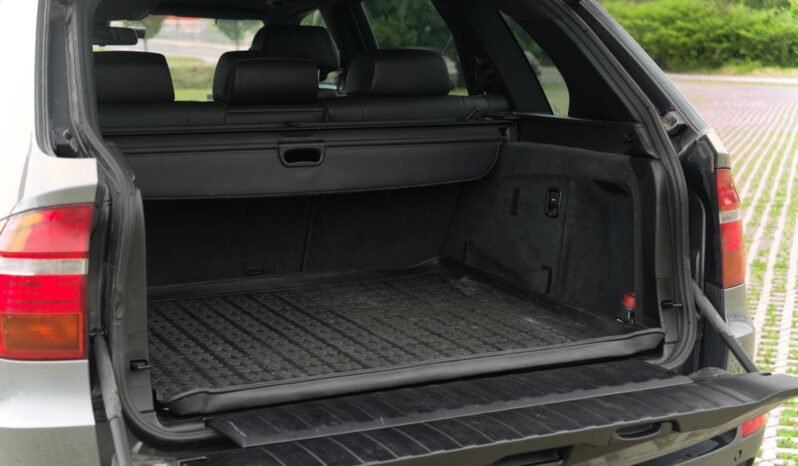 
								BMW X5 full									