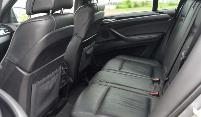 
								BMW X5 full									