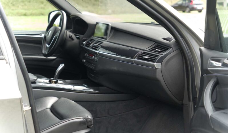 
								BMW X5 full									