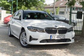 BMW 330e