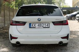 
										BMW 330e full									