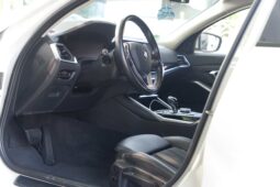 
										BMW 330e full									