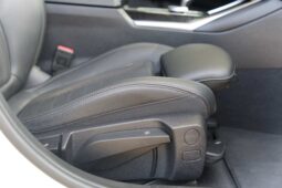 
										BMW 330e full									