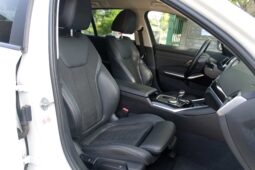 
										BMW 330e full									