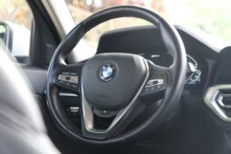 
										BMW 330e full									