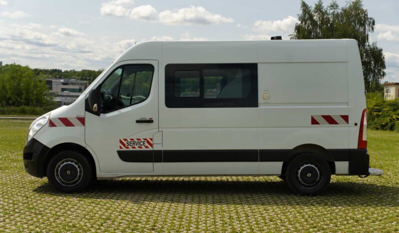 
								Renault Master full									