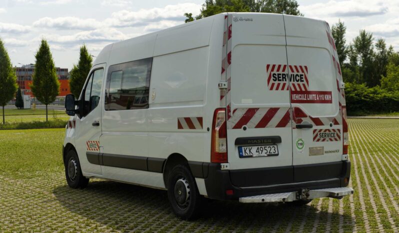 
								Renault Master full									