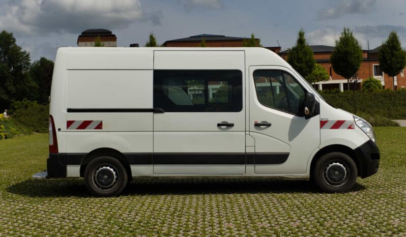 
								Renault Master full									