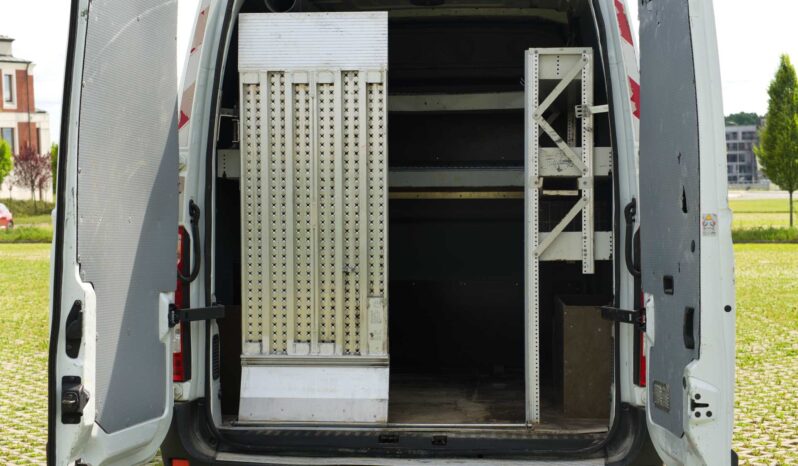 
								Renault Master full									