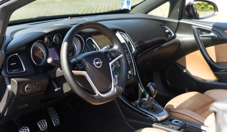 
								Opel Cascada full									