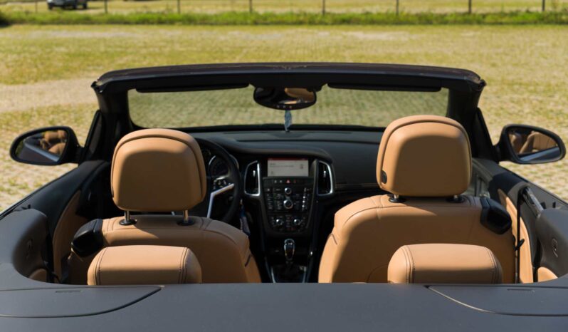 
								Opel Cascada full									