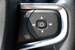
										Volvo XC-40 full									