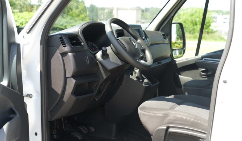 
								Renault Master Brygadówka full									