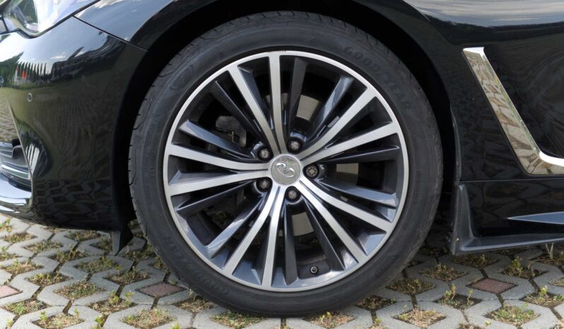 
								Infiniti Q60 full									