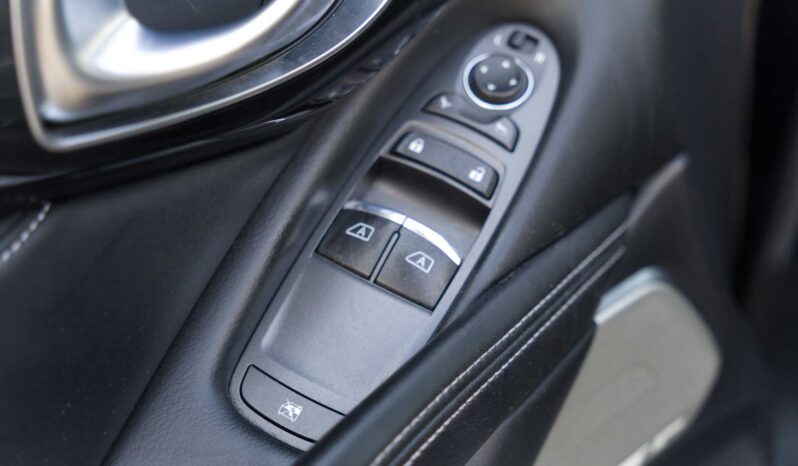 
								Infiniti Q60 full									