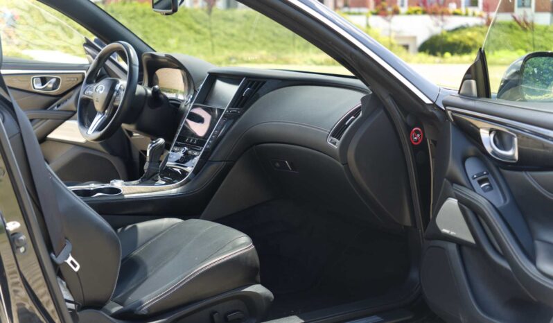 
								Infiniti Q60 full									