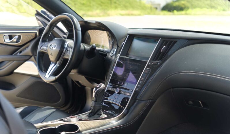
								Infiniti Q60 full									