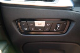 
										BMW 330e full									