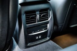 
										BMW 330e full									