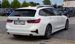 
										BMW 330e full									