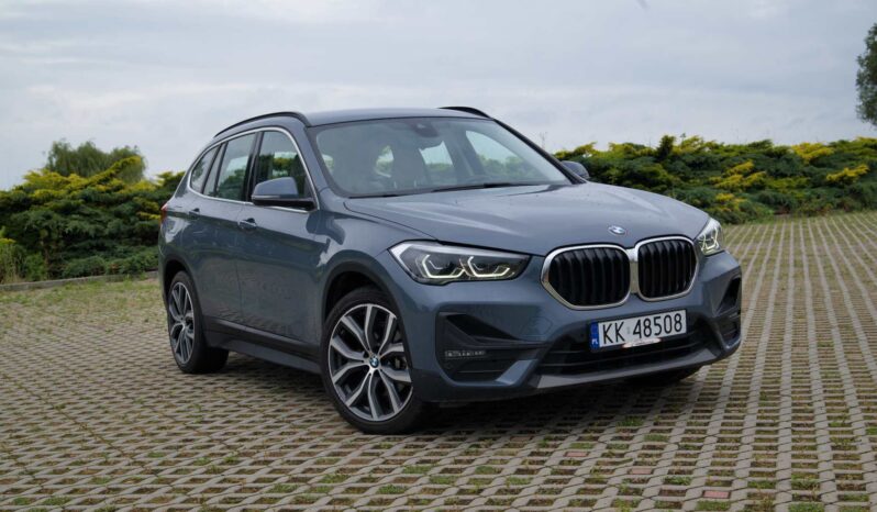 
								BMW X1 full									