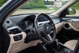 
										BMW X1 full									