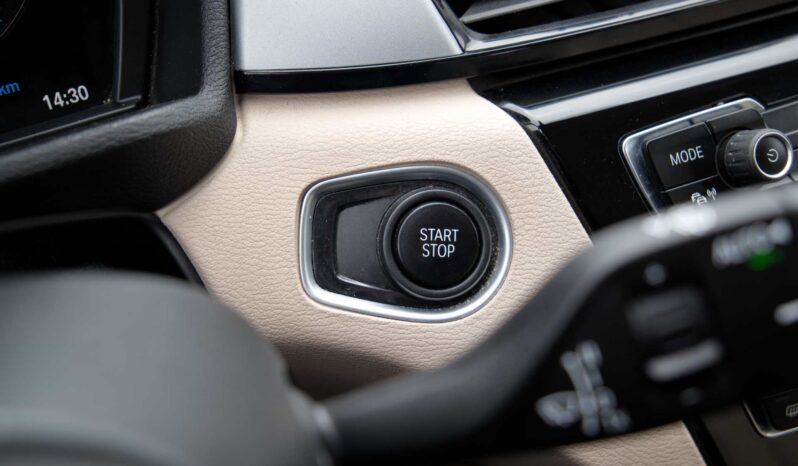
								BMW X1 full									