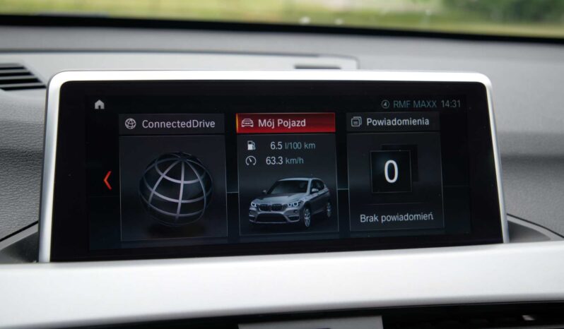 
								BMW X1 full									