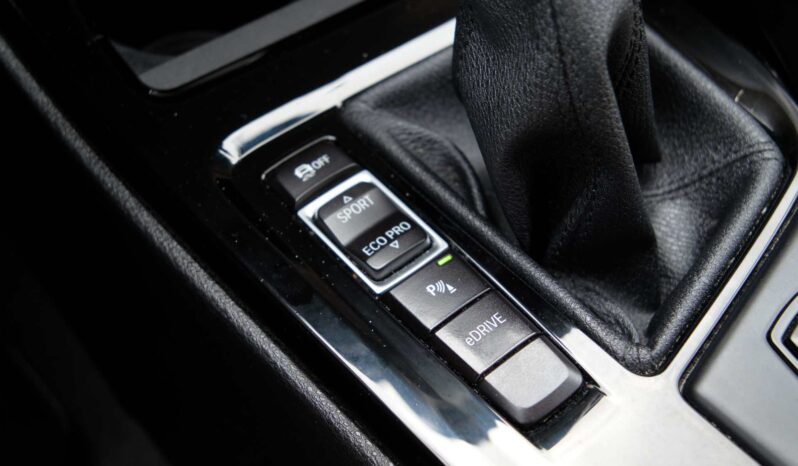 
								BMW X1 full									