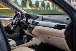 
										BMW X1 full									