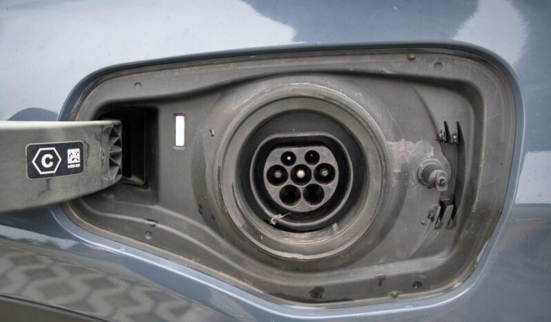 
								BMW X1 full									
