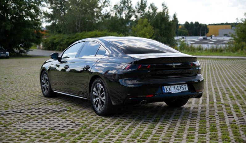 
								Peugeot 508 full									