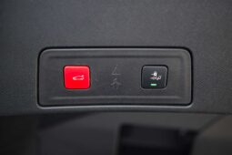 
										Peugeot 508 full									