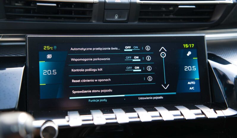 
								Peugeot 508 full									