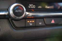 
										Mazda CX-30 full									