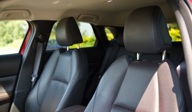 
								Mazda CX-30 full									