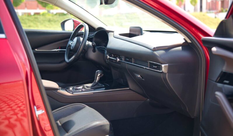 
								Mazda CX-30 full									