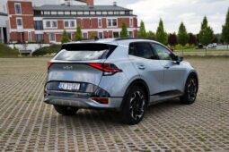 
										Kia Sportage full									