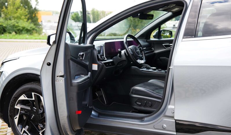 
								Kia Sportage full									