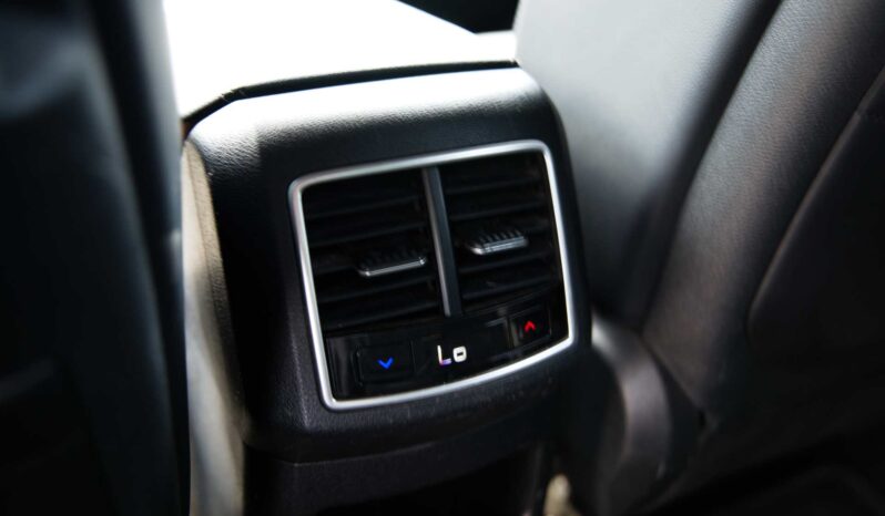 
								Kia Sportage full									