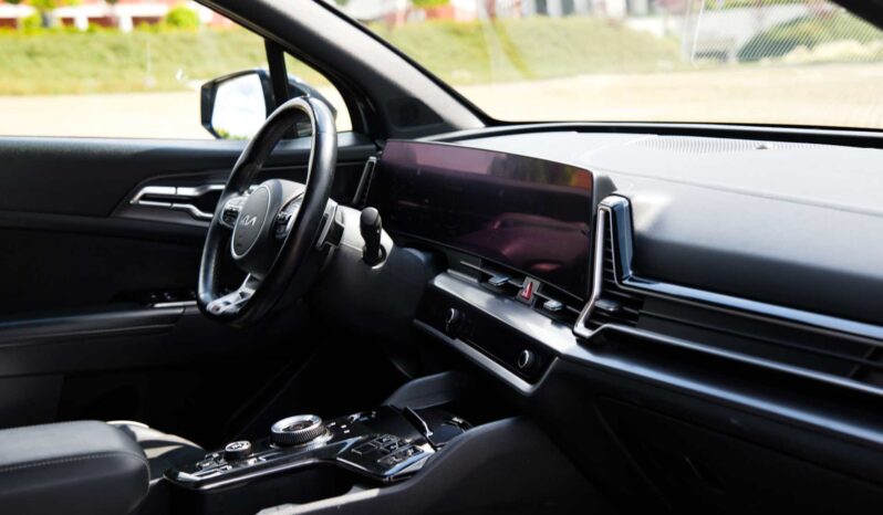 
								Kia Sportage full									