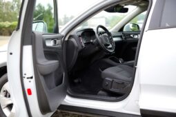 
										Volvo XC40 full									