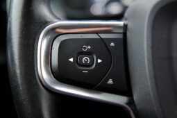 
										Volvo XC40 full									