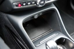 
										Volvo XC40 full									